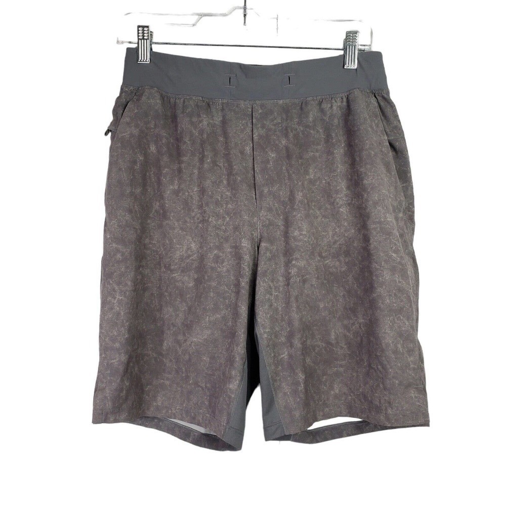 Lululemon Active 10” Shorts Men's Small Gray Zipper Pockets Logo Stretch Waist - Picture 2 of 8